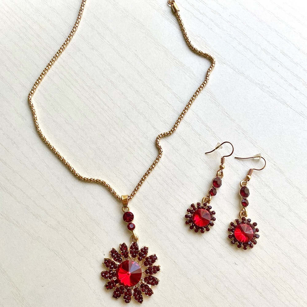 Gold and red necklace